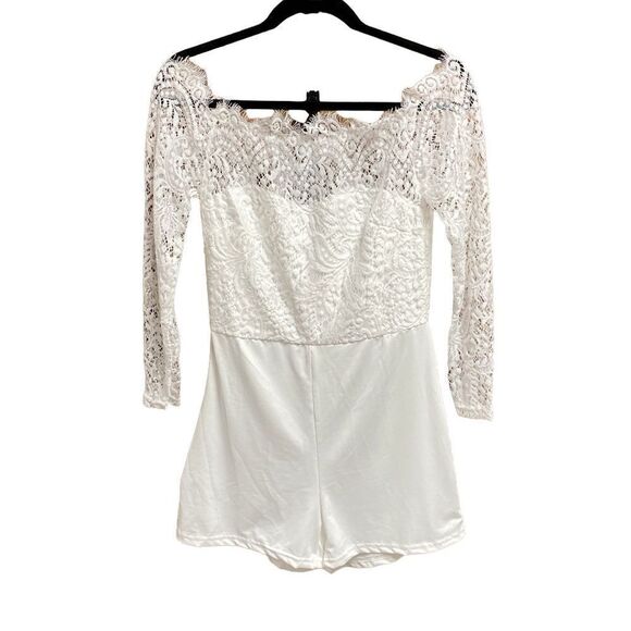 White Lace Long Sleeve Romper Size Medium - Picture 1 of 4